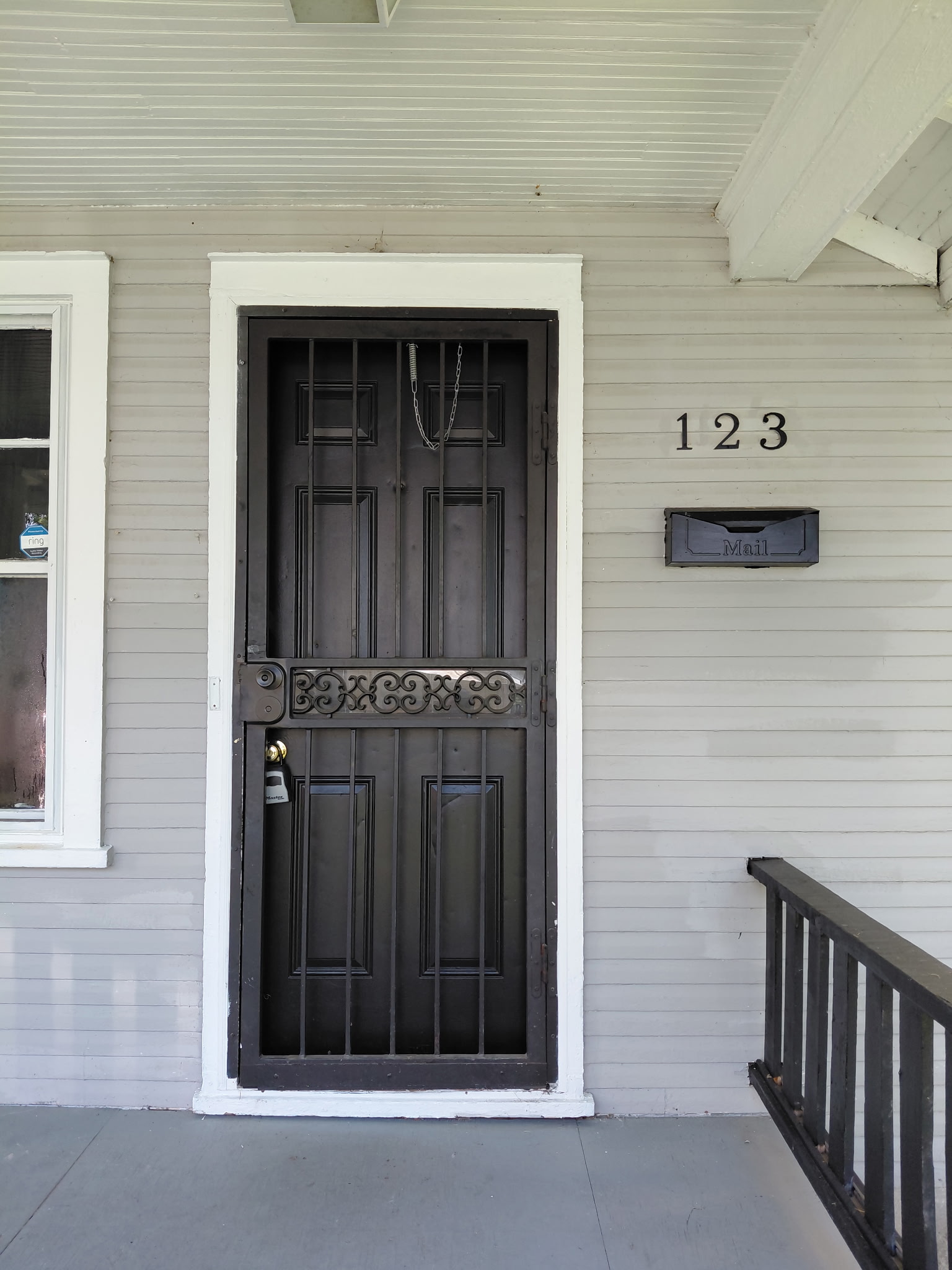 121-123 Huron Avenue - 123
