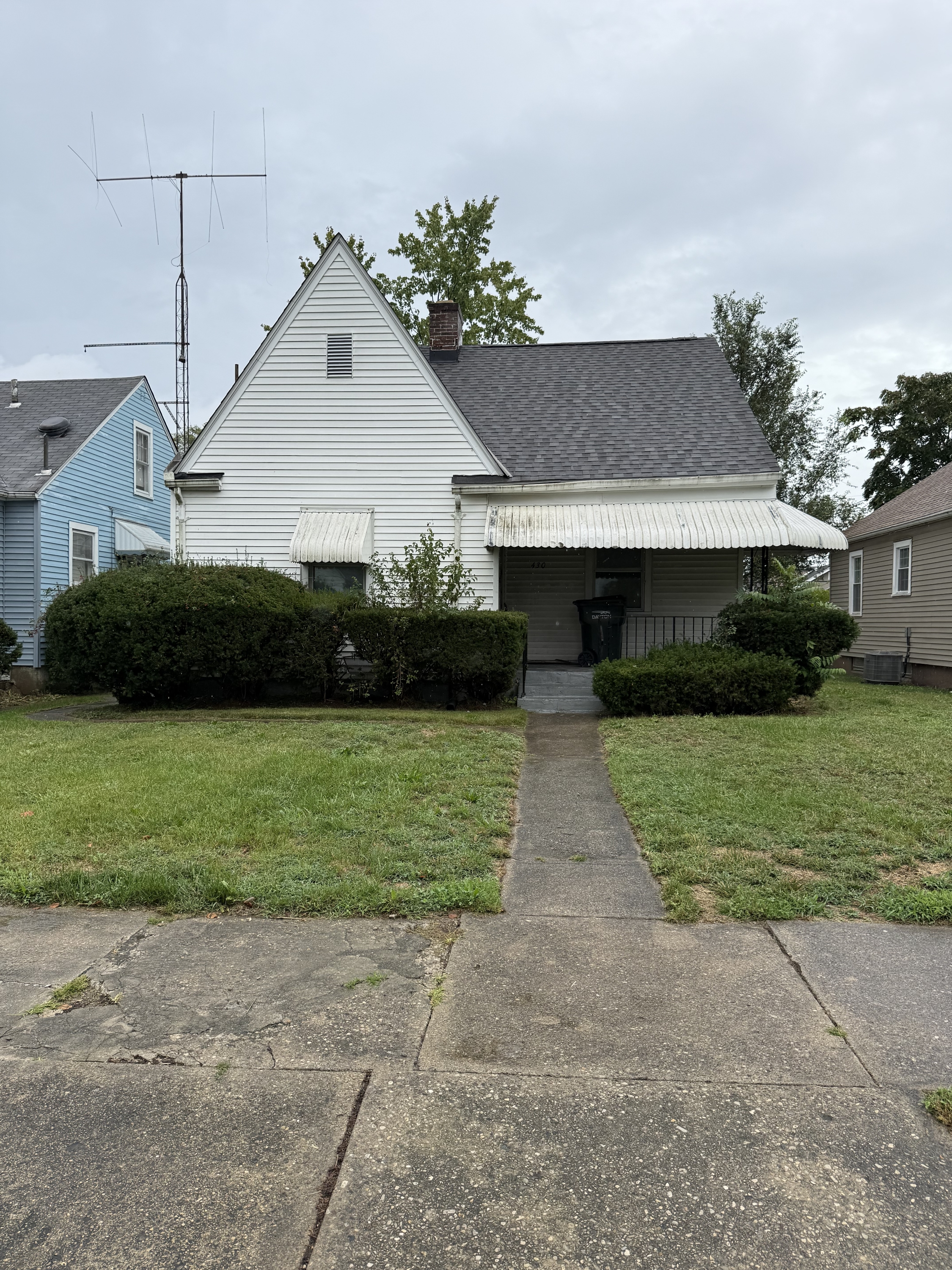 Property main image