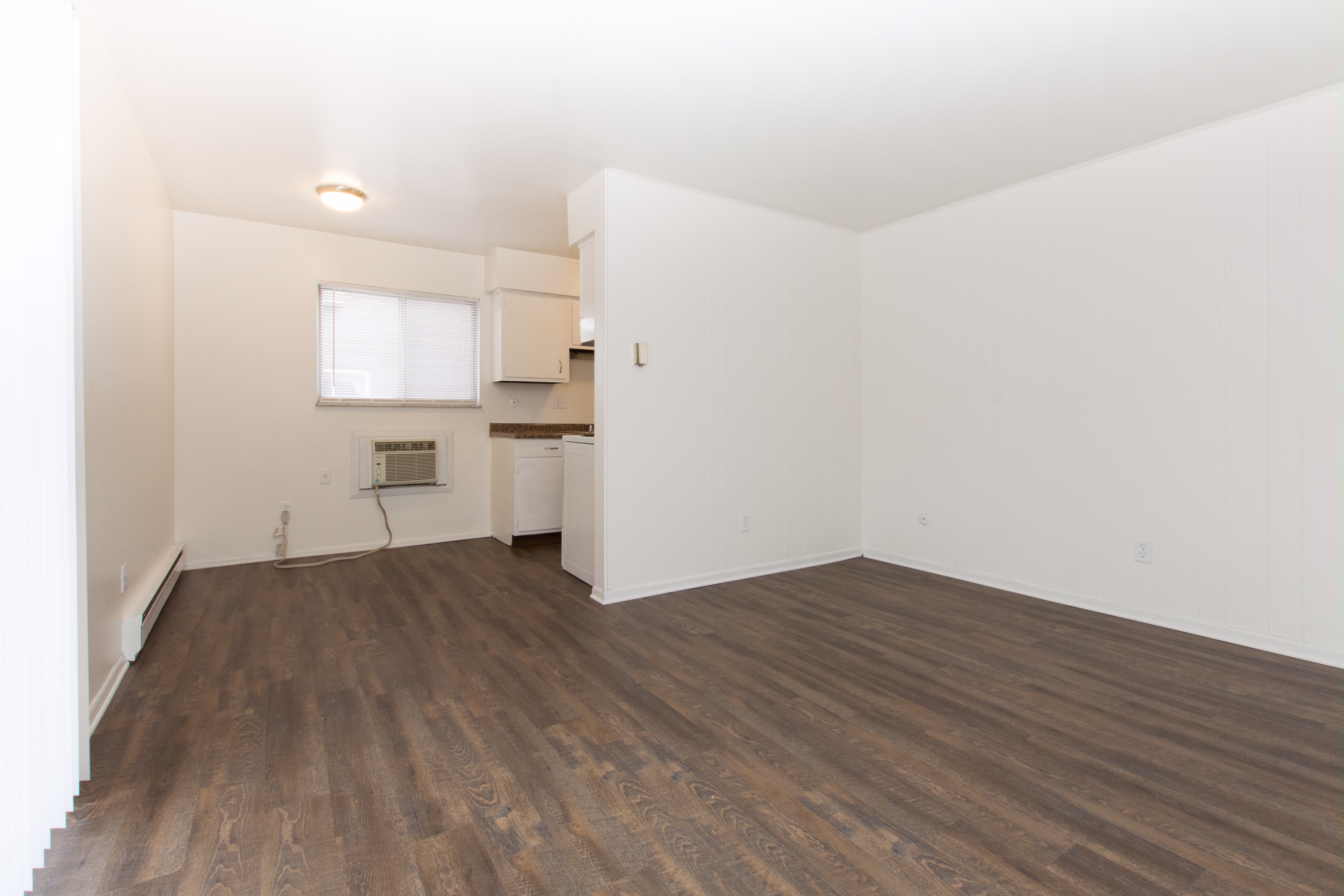 852 Continental Court - 1