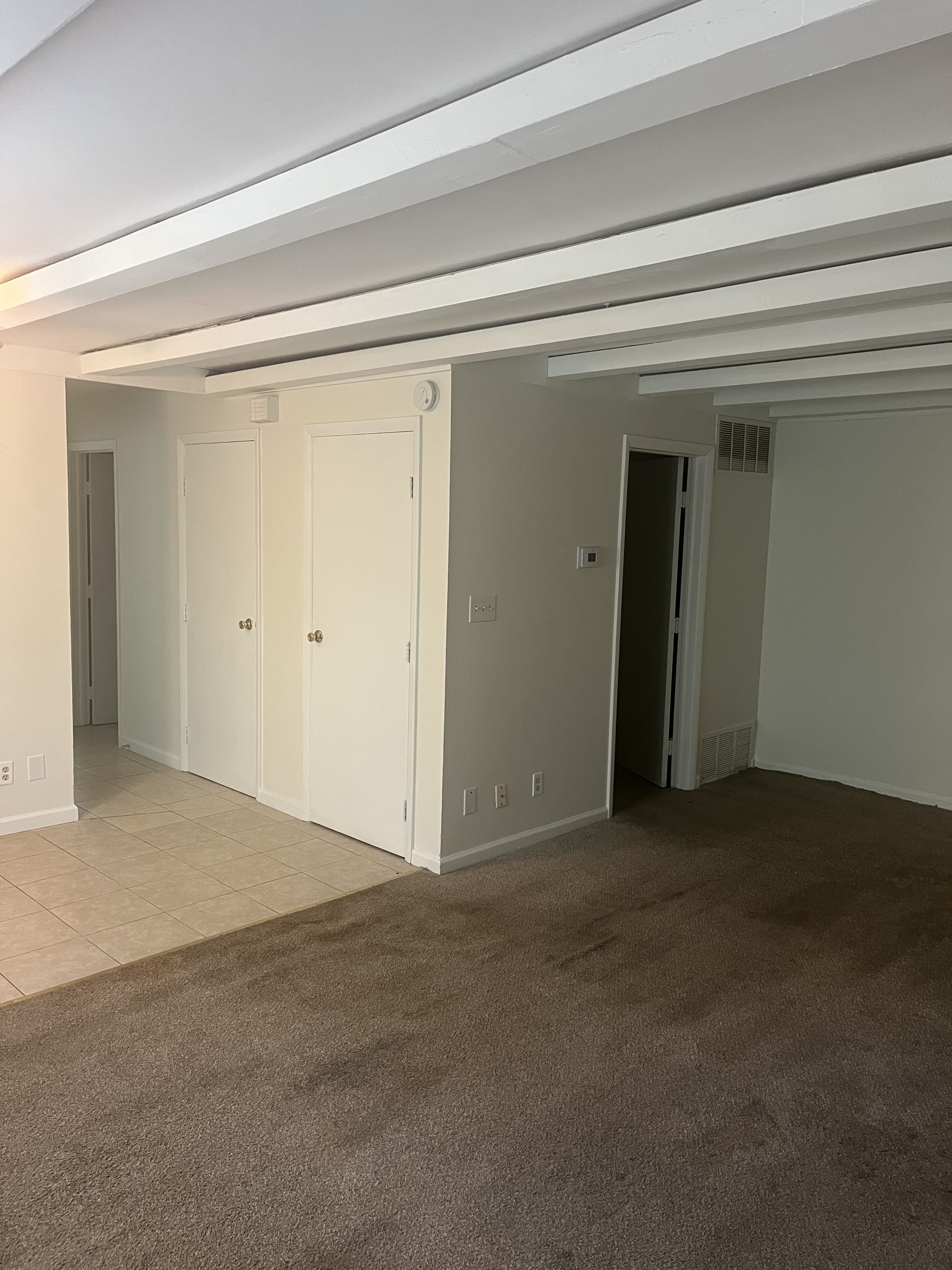 17 Vanderbilt Drive - G